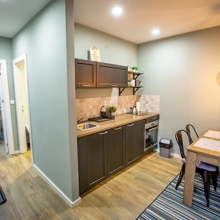 Apartman View - At *